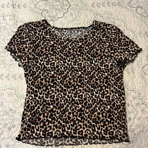 American Eagle cheetah print crop tee